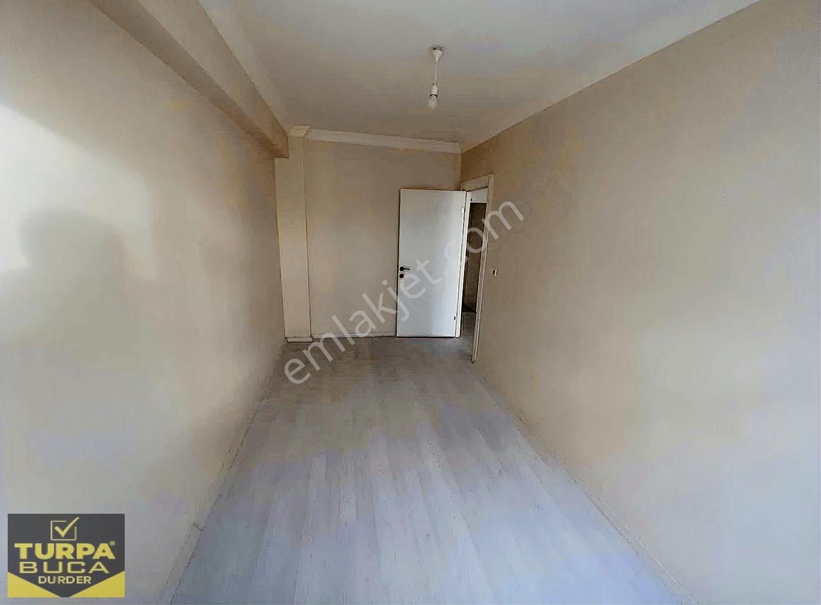 Turpa'dan Adatepede Arakat 1+1 Asansörlü Balkonlu Kiralık Daire - Görsel 23
