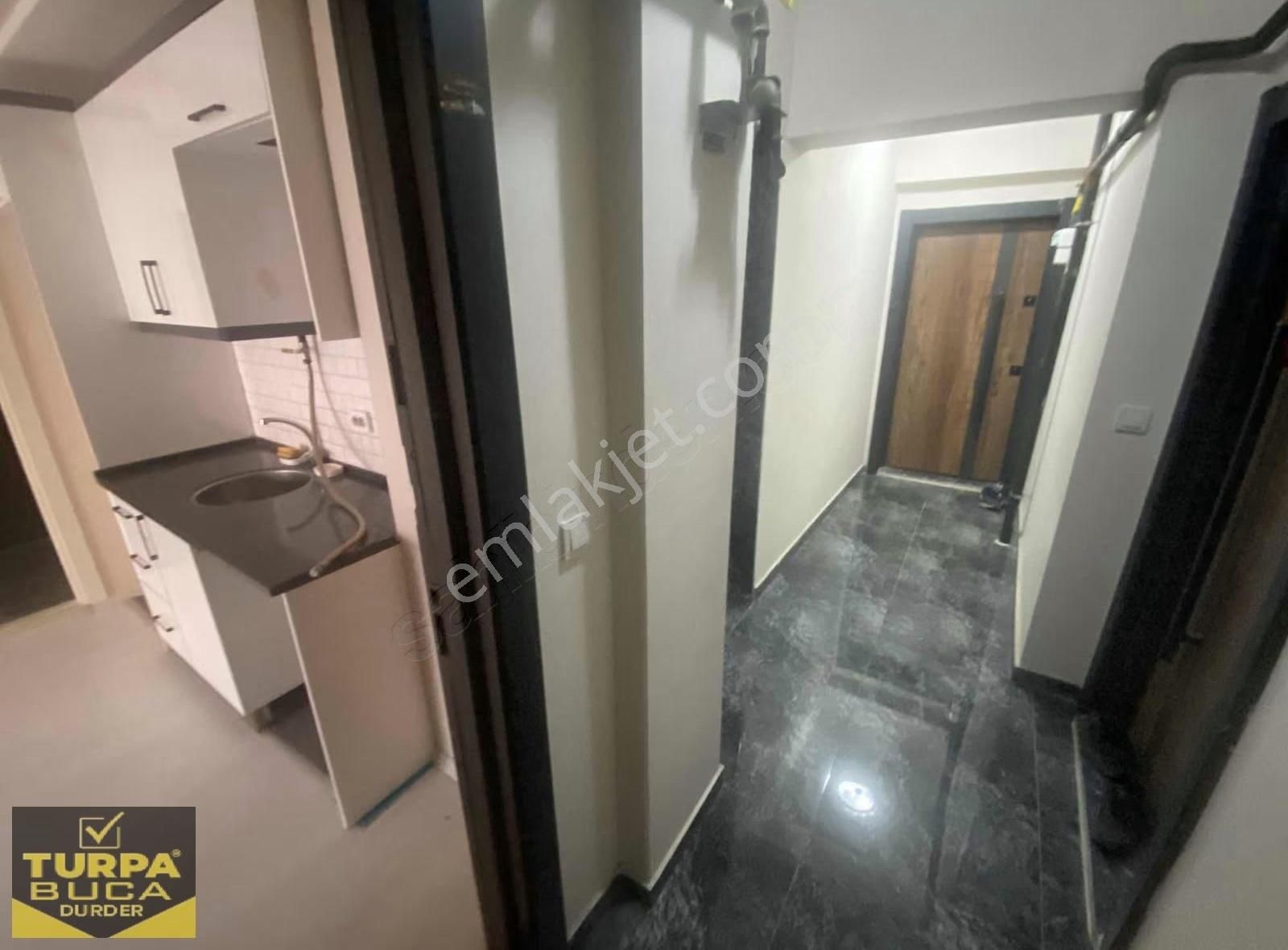 Turpa'dan Adatepede Arakat 1+1 Asansörlü Balkonlu Kiralık Daire - Görsel 4