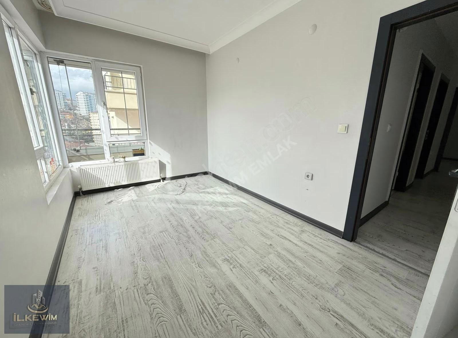 Akşemsettin Mahallesi'nde Asansörlü, Masrafsız 3+1 Kiralık Daire - Görsel 3