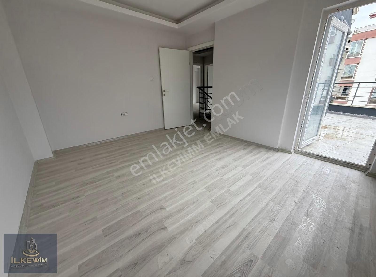 Yeni Binada Emsalsiz Fiyata Kaçırılmıyacak 3+1 Köşe Dubleks - Görsel 2