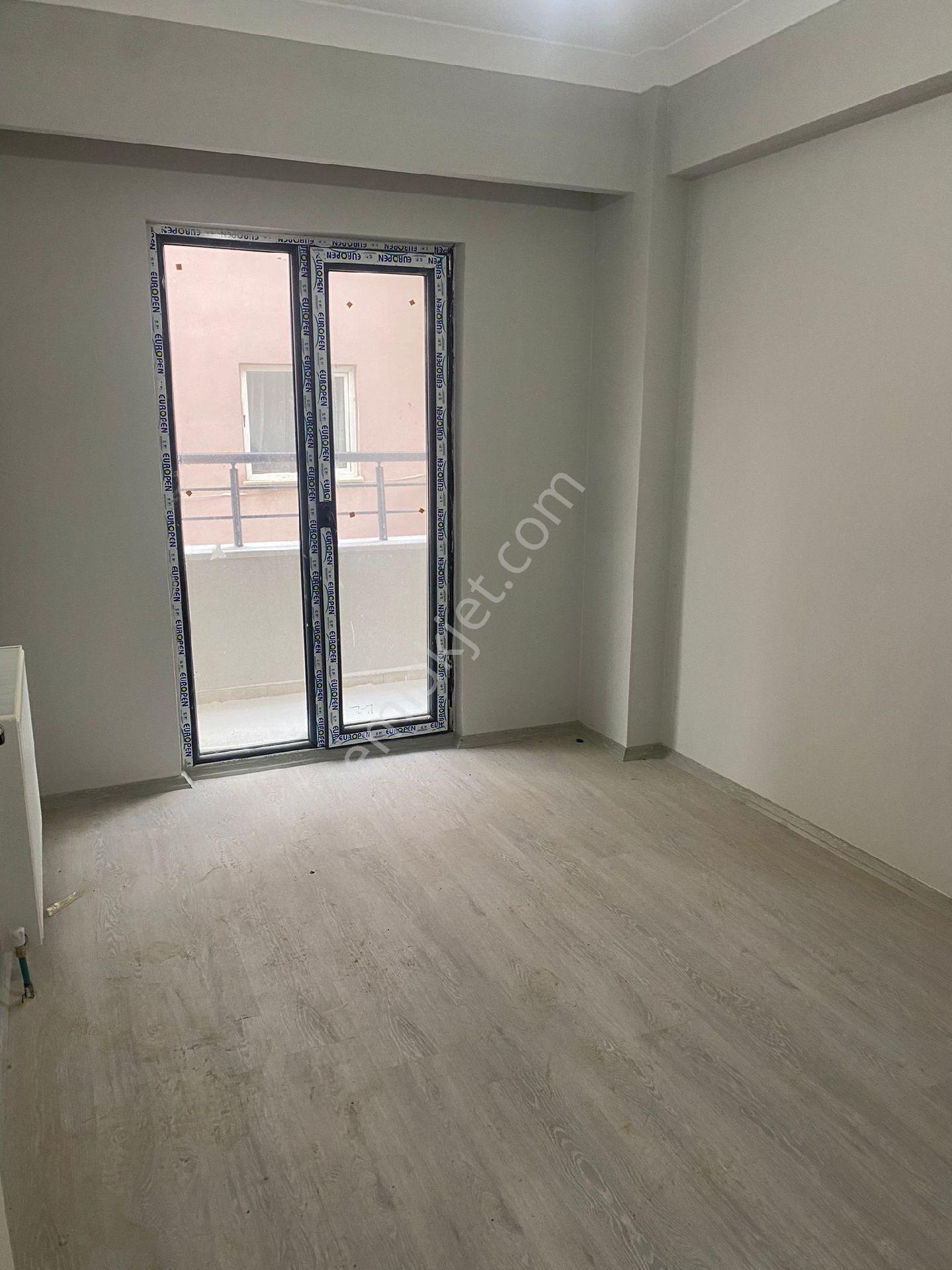 Çarşı Merkezde Ara Kat Satılık 2+1 Açık Mutfaklı Daire - Görsel 4