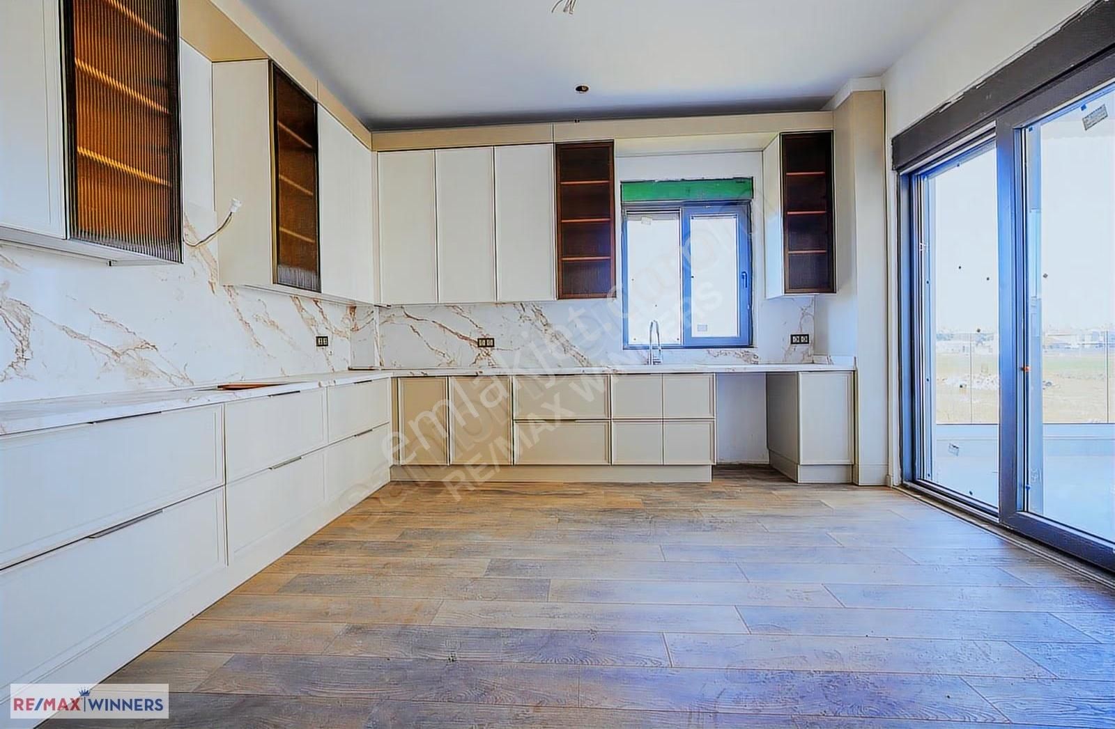 Altınkale'de Villa Konseptli 3+1 Lüks Daire - Görsel 8