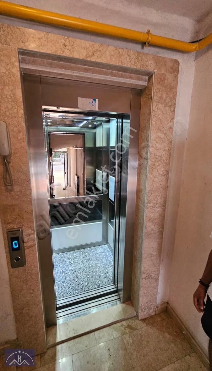 Burdur Bahçelievler Mah.3+1 135m2 Arakat Asansörlü Satılık Daire - Görsel 3
