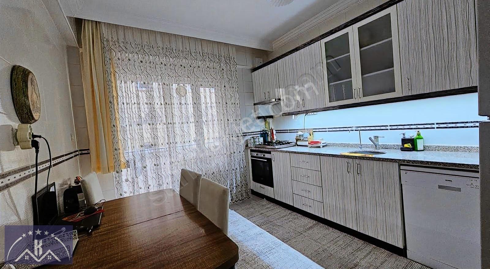 Burdur Bahçelievler Mah.3+1 135m2 Arakat Asansörlü Satılık Daire - Görsel 2