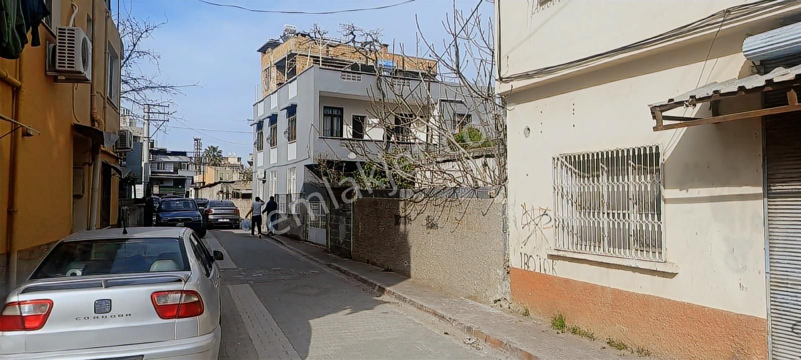 3 Ev Emlaktan Yesilevler Guler Halisaha Civari Satilik Mustakil - Görsel 7