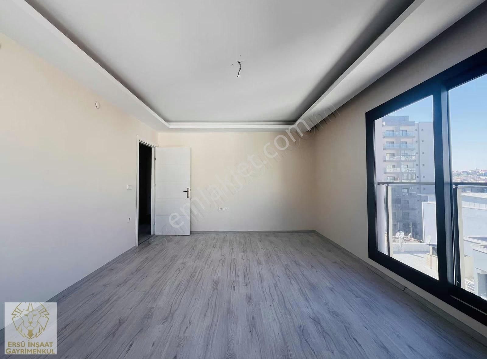 Ersü'den 3+1 Doğalgazlı Ebeveyn Banyolu Otoparklı Lüks Daire - Görsel 7