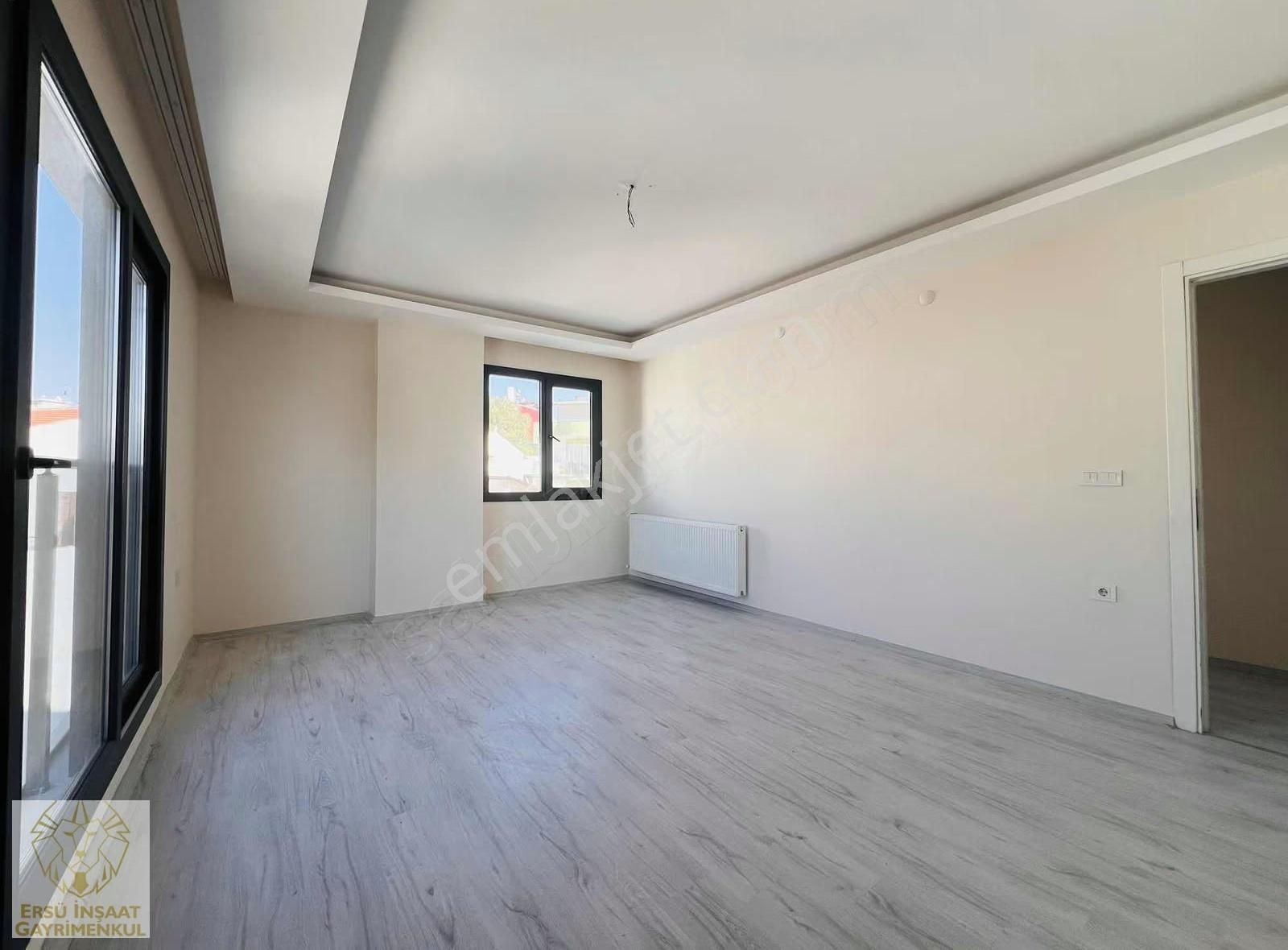 Ersü'den 3+1 Doğalgazlı Ebeveyn Banyolu Otoparklı Lüks Daire - Görsel 13