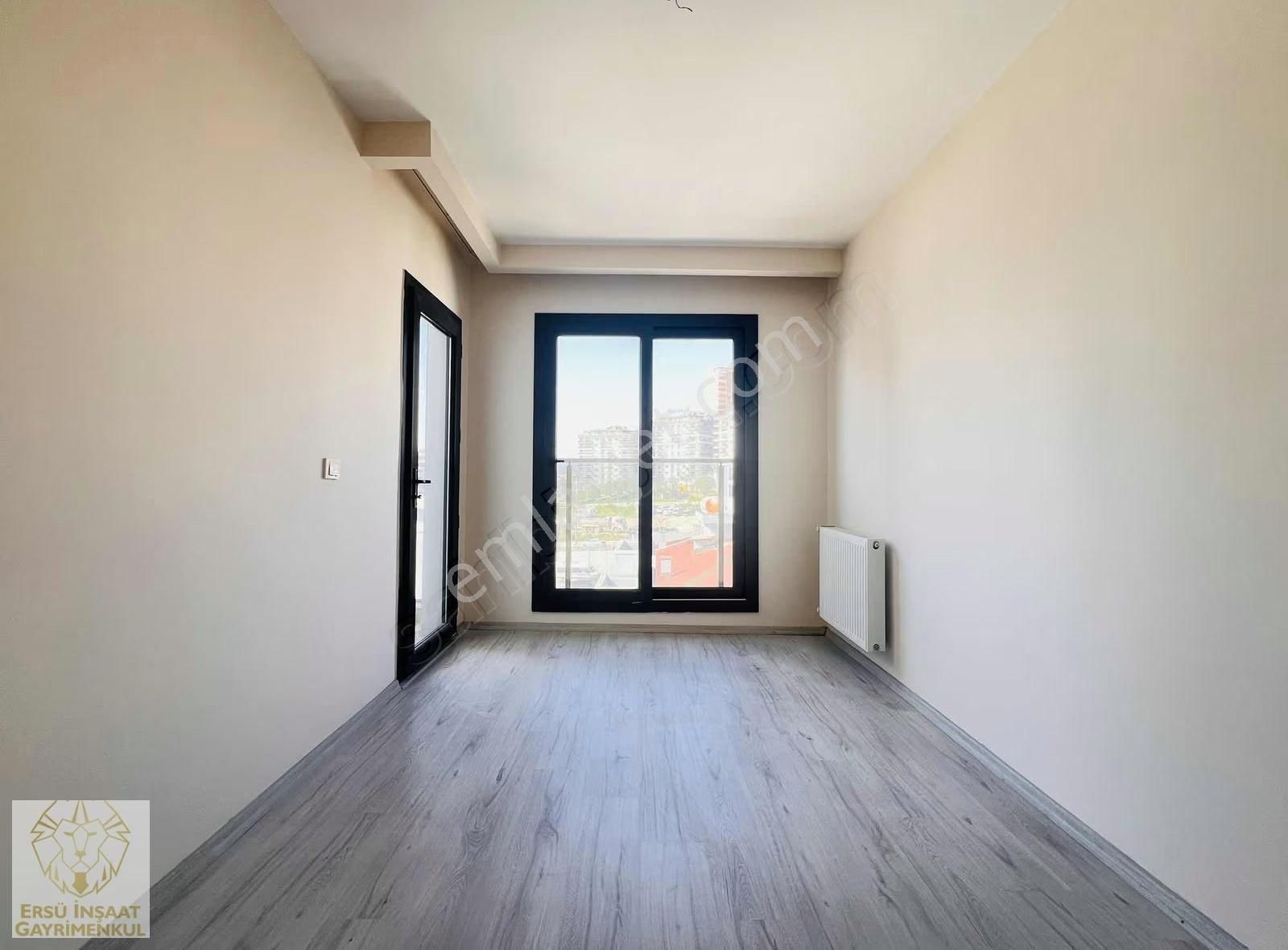 Ersü'den 3+1 Doğalgazlı Ebeveyn Banyolu Otoparklı Lüks Daire - Görsel 2