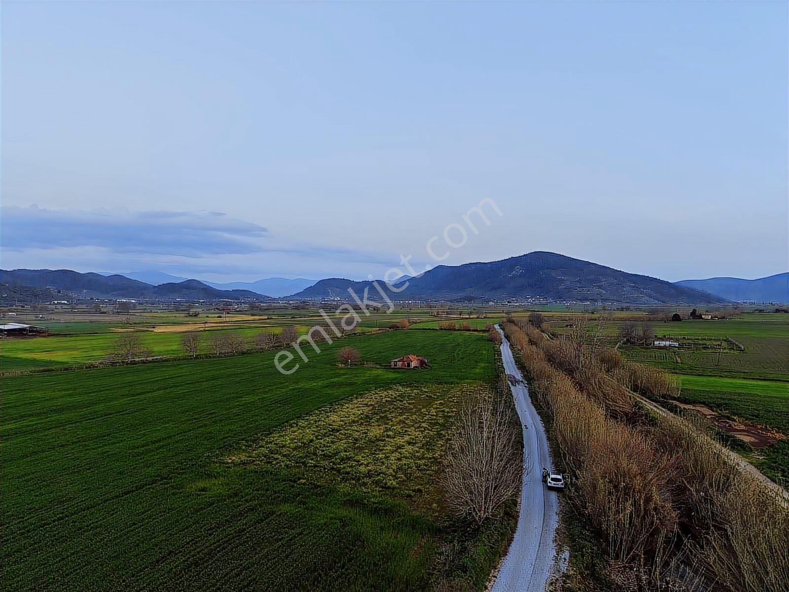 Doğadan Selimiye Merkezde Asfalta Cephe Yapı Koymaya Uygun Arazi - Görsel 8