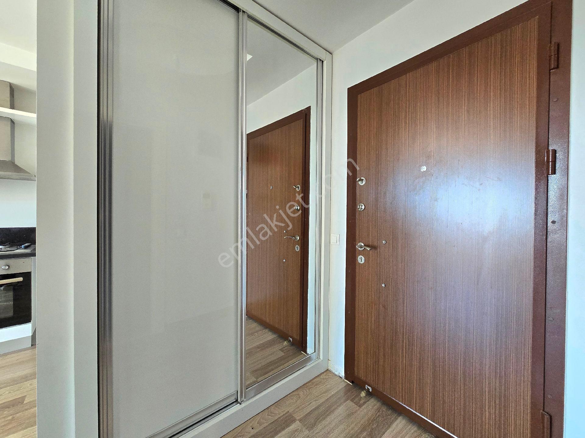 Gürselpaşa'da Sosyal Aktiviteli Site İçi 7/24 Özel Güvenlikli Doğalgaz Kombili Lüks 1+1 Full Cephe - Görsel 9