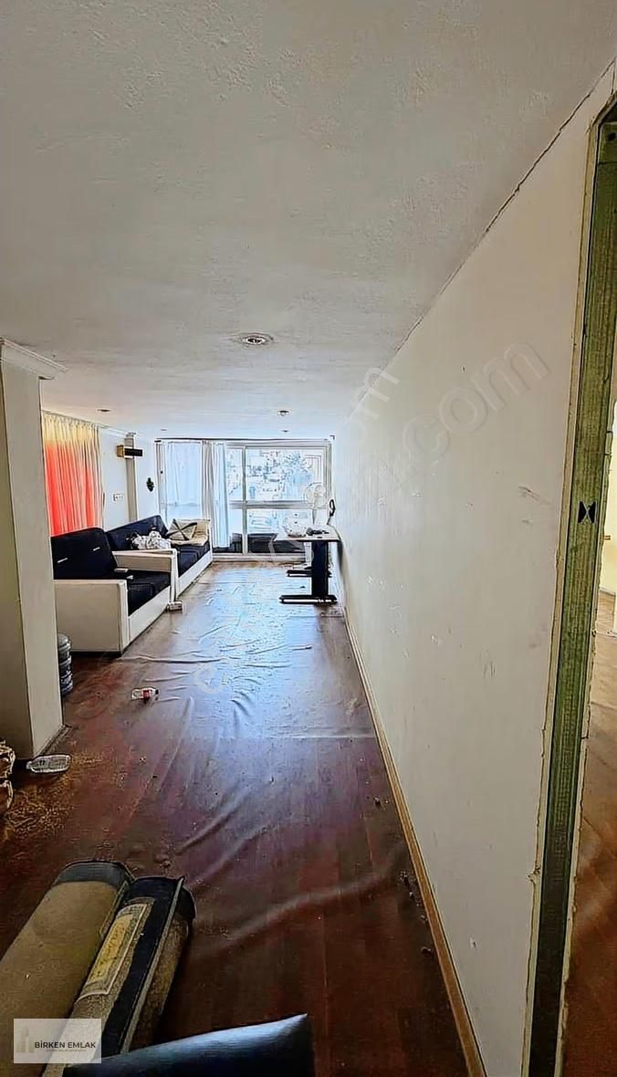 Birkenden Fındıklının En Güzel Kolasyonunda 180m2 Kiralık Dükkan - Görsel 4