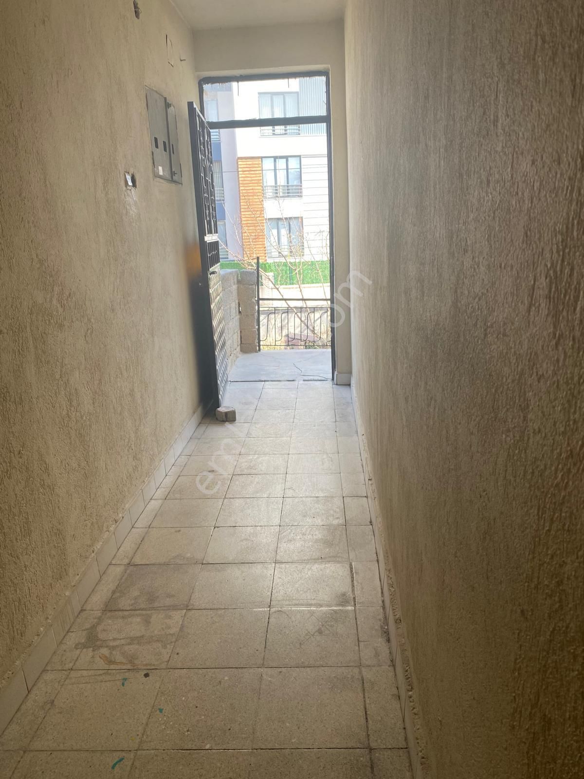 İsa Kavak Gayrimenkul’den Hanaybaşın'da 3+1 Kiralık Daire