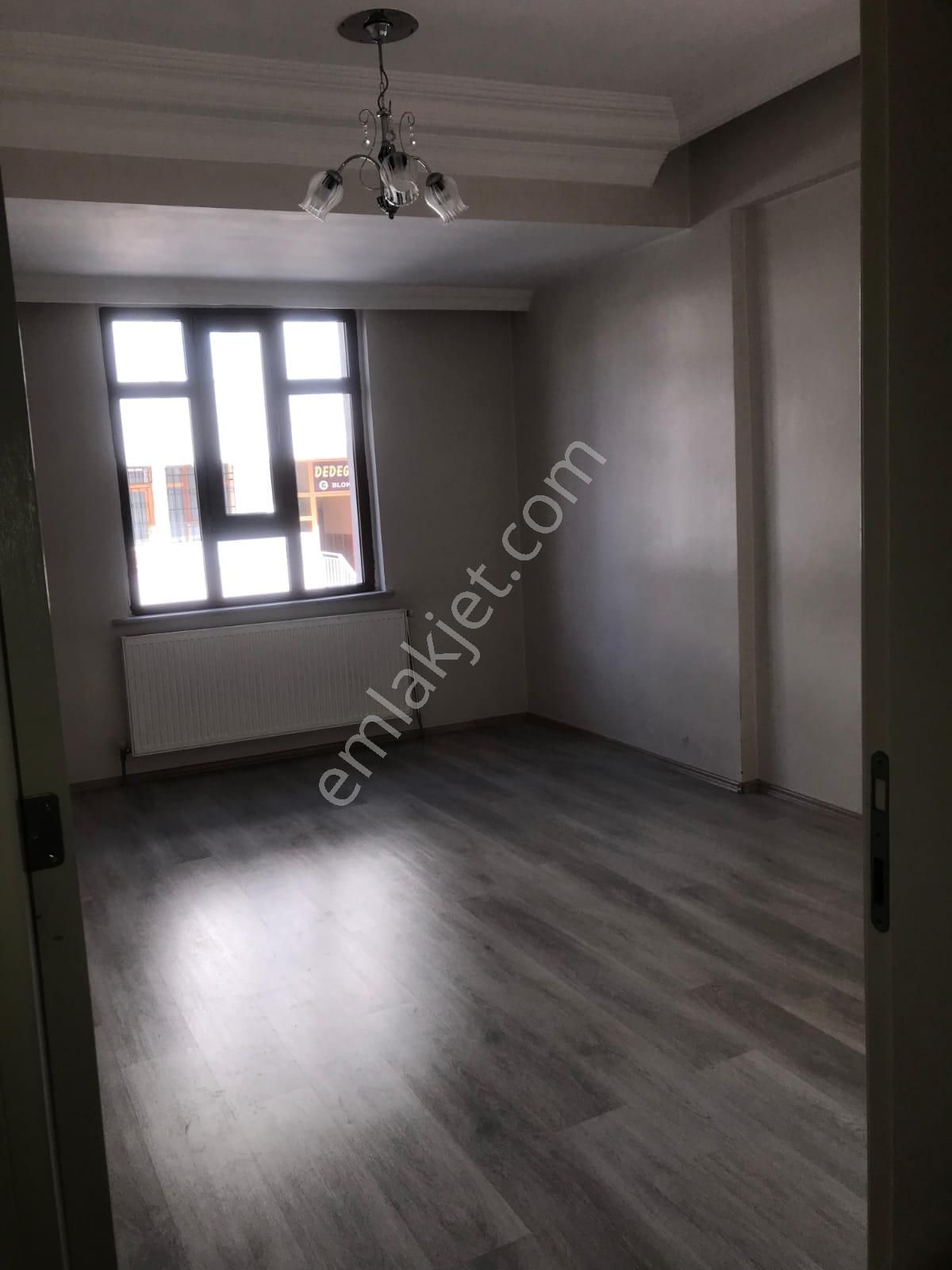 İsa Kavak Gayrimenkul’den Hanaybaşın'da 3+1 Kiralık Daire