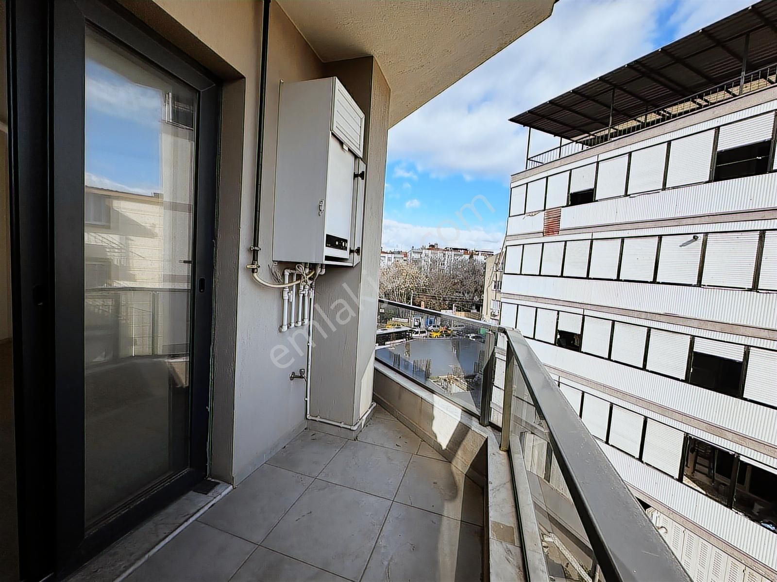 Karabağlar Bozyakada Kiralık 2+1 Sıfır Daire - Görsel 14