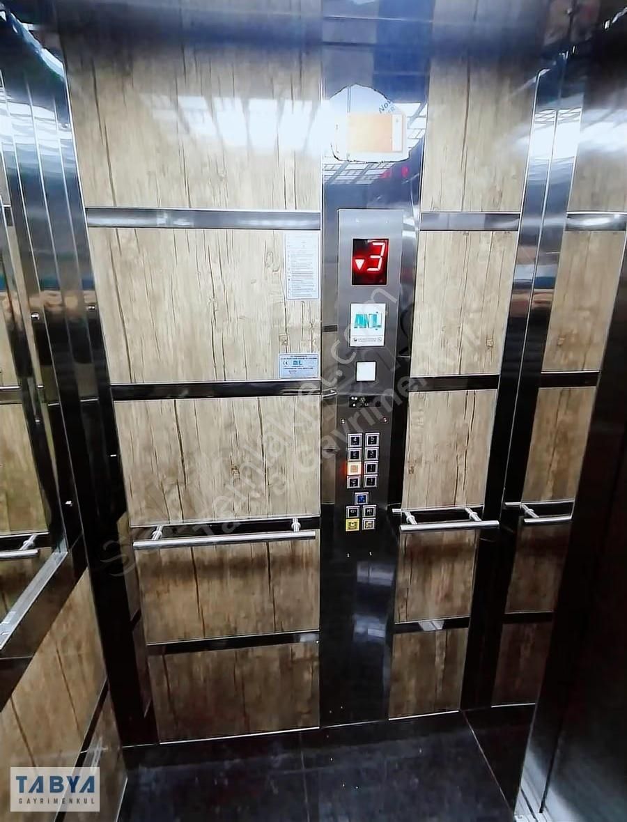 Metroya Yakın Mesafede Eşyalı Kiralık 1+1 - Görsel 14