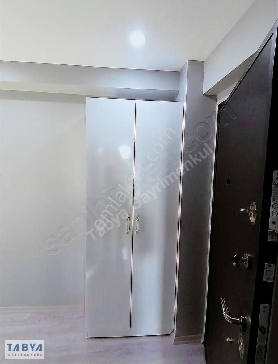 Metroya Yakın Mesafede Eşyalı Kiralık 1+1 - Görsel 11