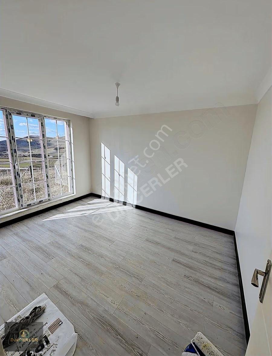 Beynam'da 400 M2 Arsa Üzerine Kurulu Sıfır Müstakil Ev - Görsel 29