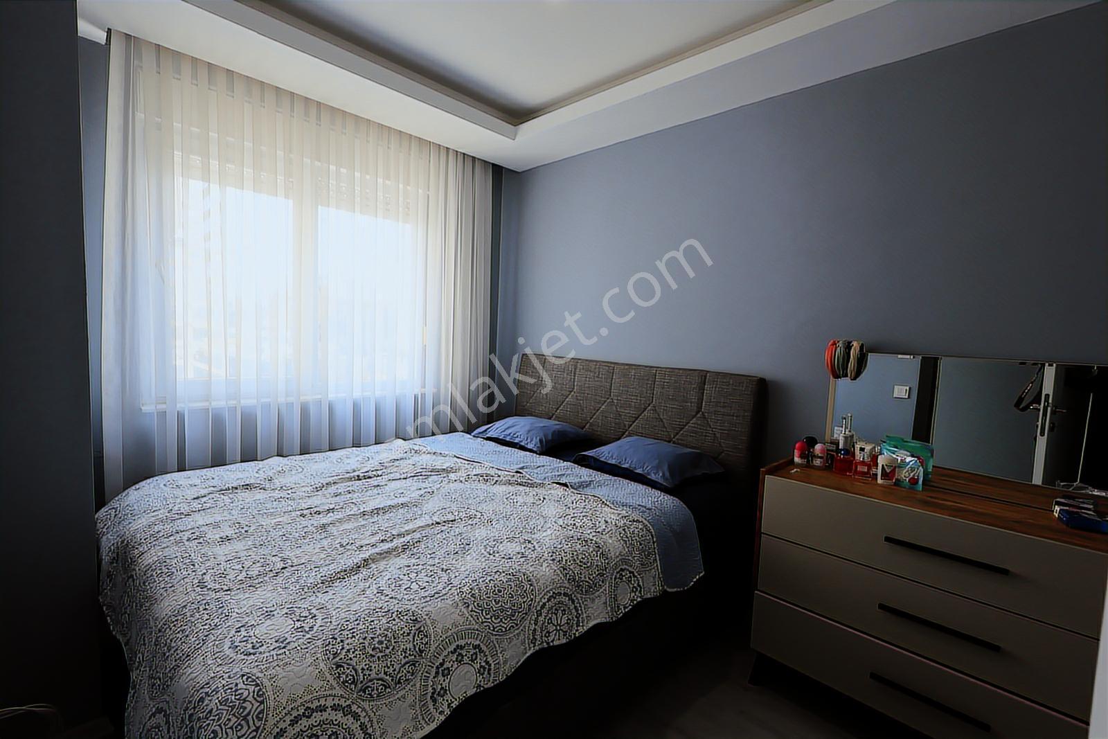 Kızılarık'ta Havuzlu, Kapalı Otoparklı 2+1 Daire - Görsel 8