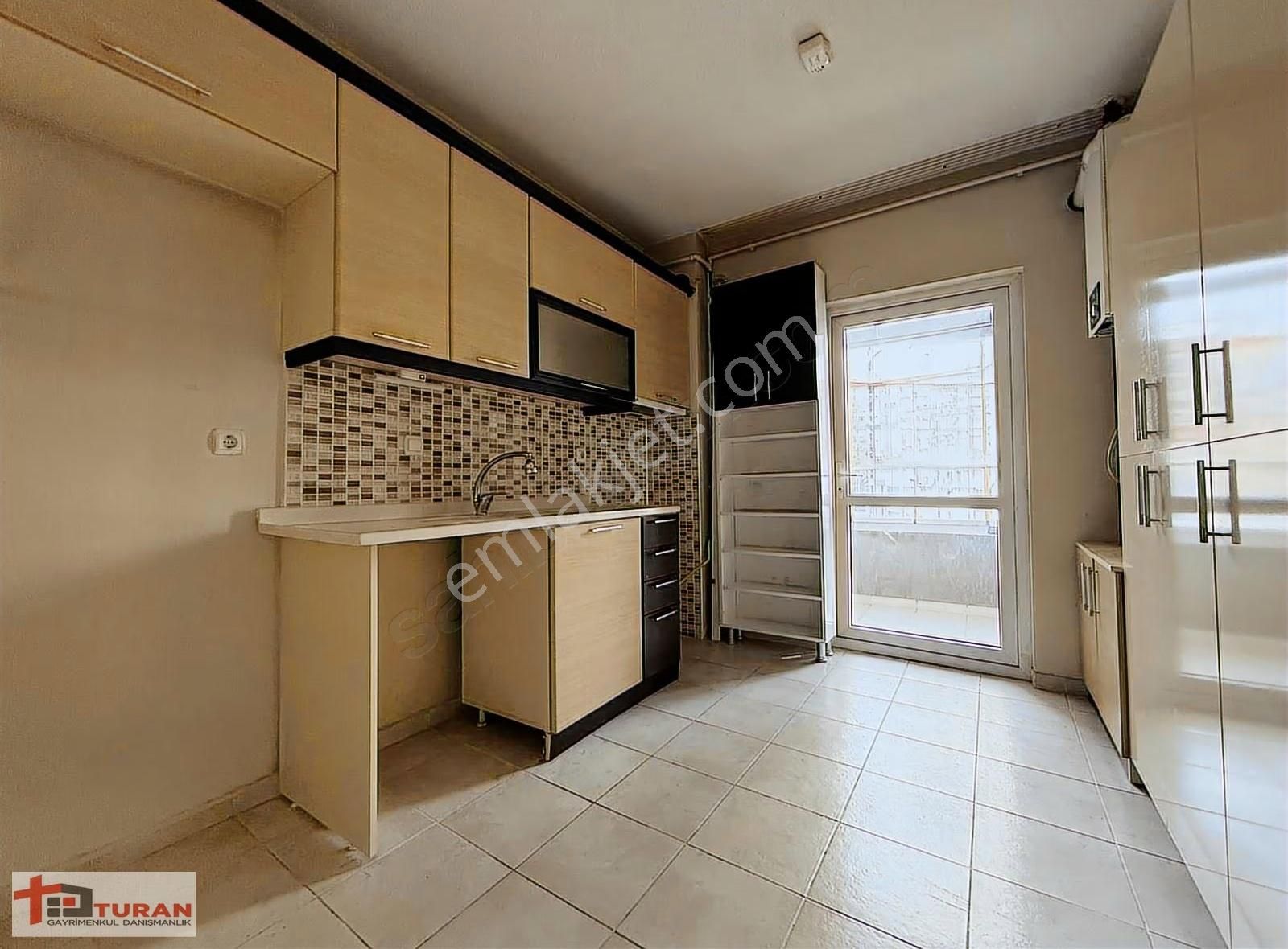 Pamuklar Toki'de Güvenlikli Arakat 2+1 Kiralık Site Dairesi