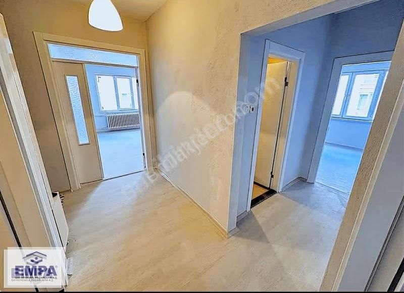 Empa'dan Basınşehitleri Cad. 2+1 110m² Bakımlı Kiralık Daire - Görsel 18