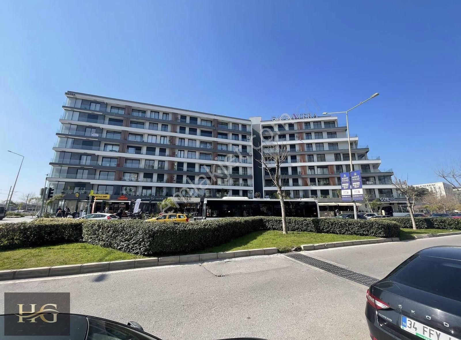 Acıbadem Hastanesi Yakını, Tramvay Yolunda Sıfır Lüks Daire