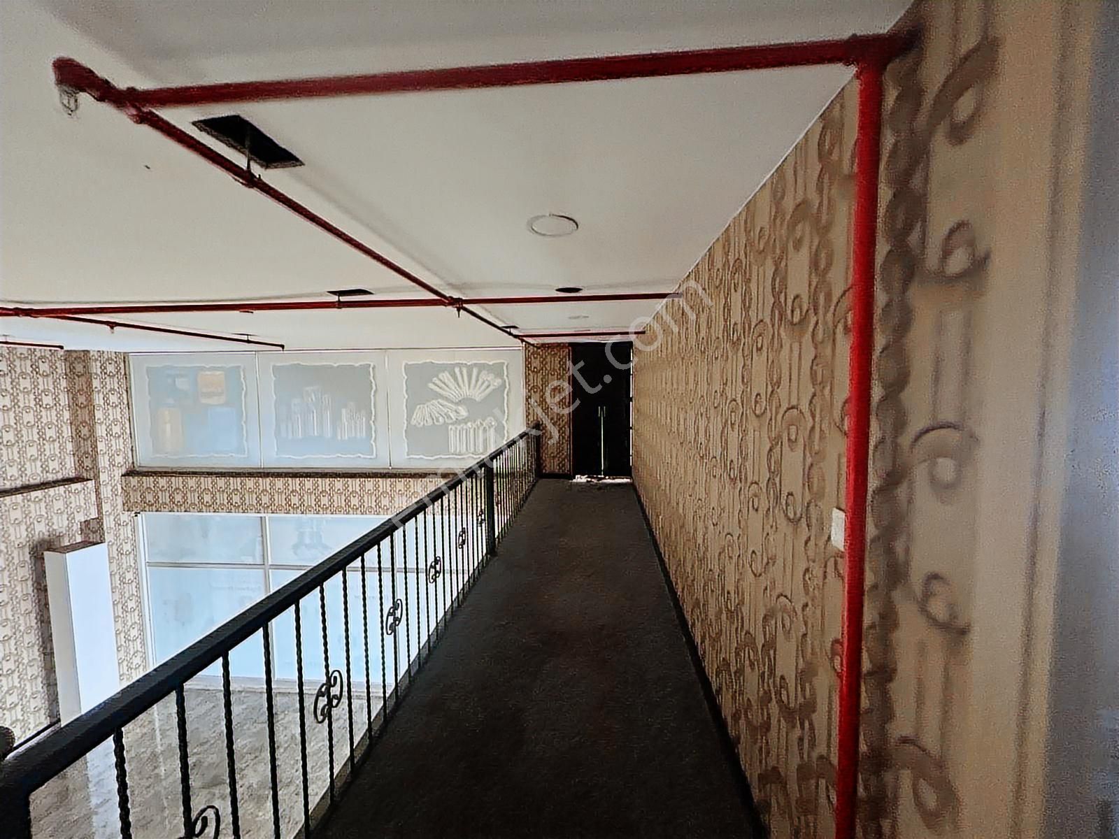 İkitelli Osb Beyaz Tower'da Dükkan - Görsel 16