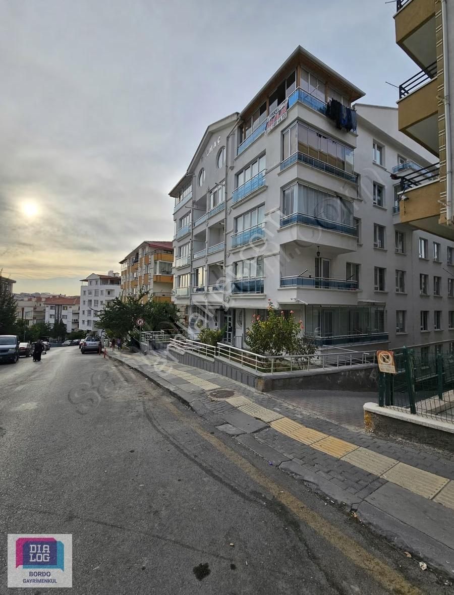 Topcu Mah.de 2+1 Y.giriş Yeni Bina Guney Batı Geniş Daire - Görsel 8