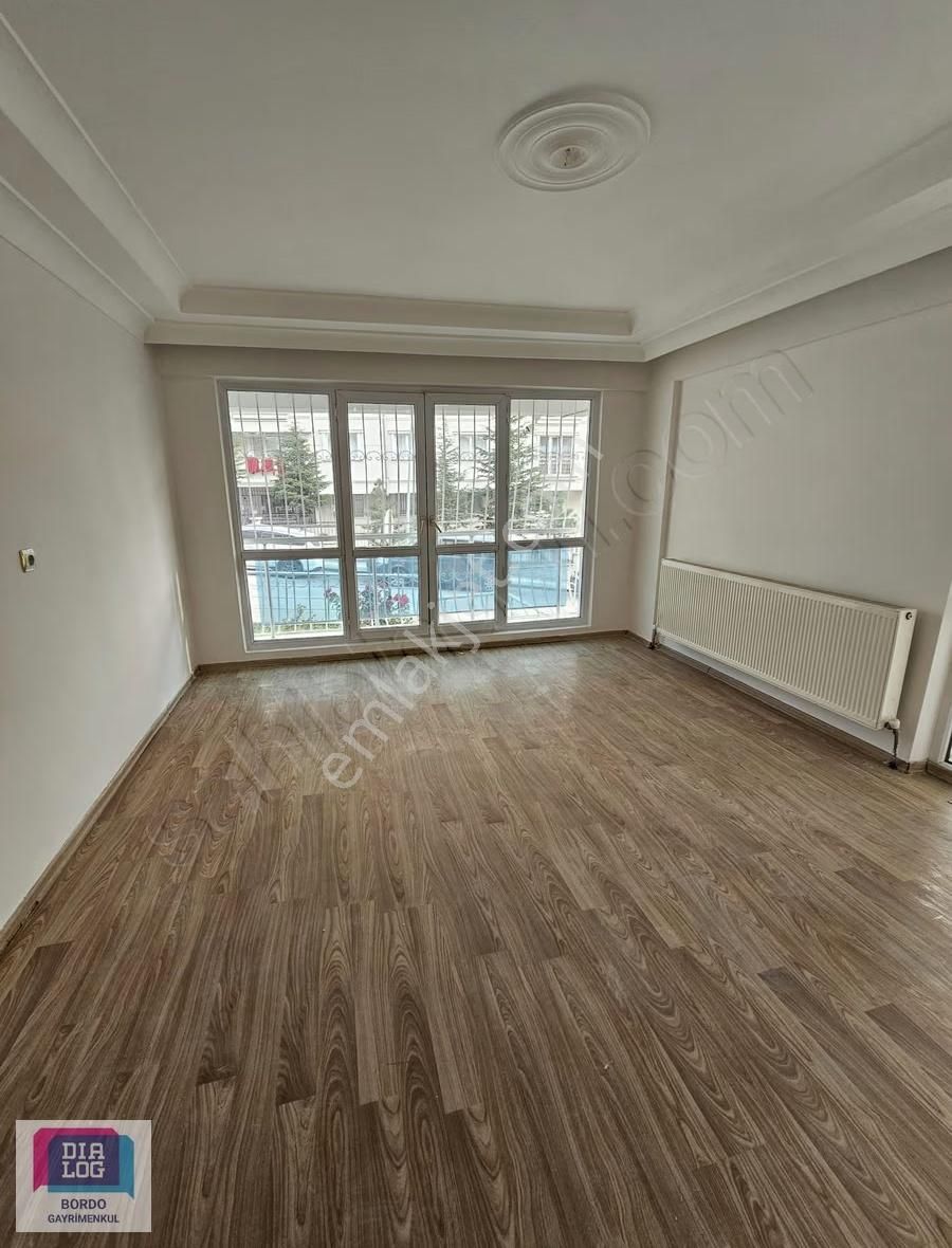 Topcu Mah.de 2+1 Y.giriş Yeni Bina Guney Batı Geniş Daire - Görsel 19