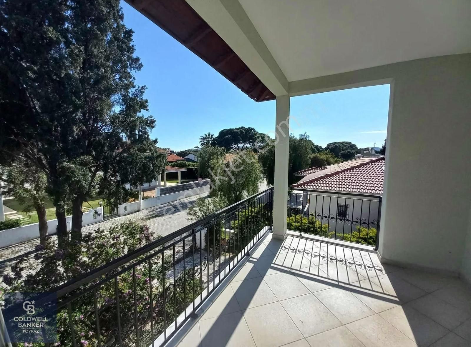 Denize 300m Swissotel Yakını 514m² Arsa İçinde 2.katı Satılıktır