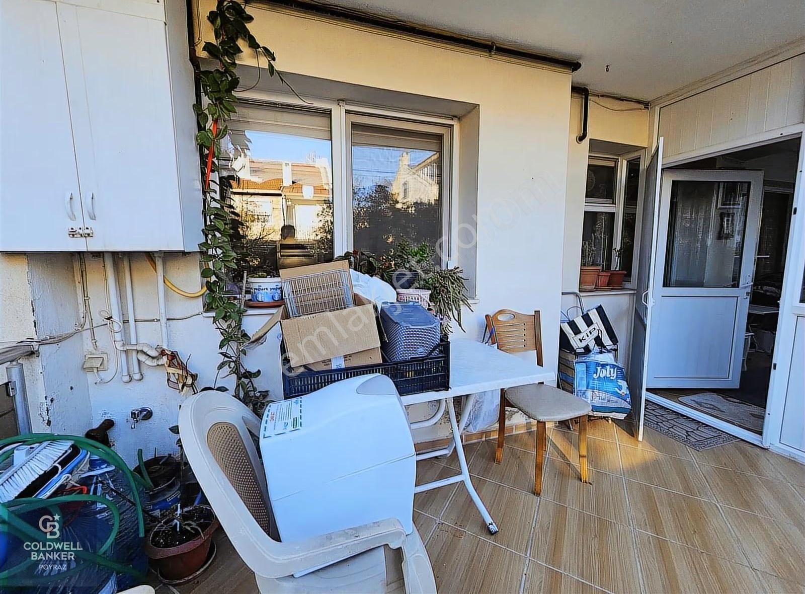 Menderes Merkezde Satılık 130 M2 3+1 Geniş Daire - Görsel 4