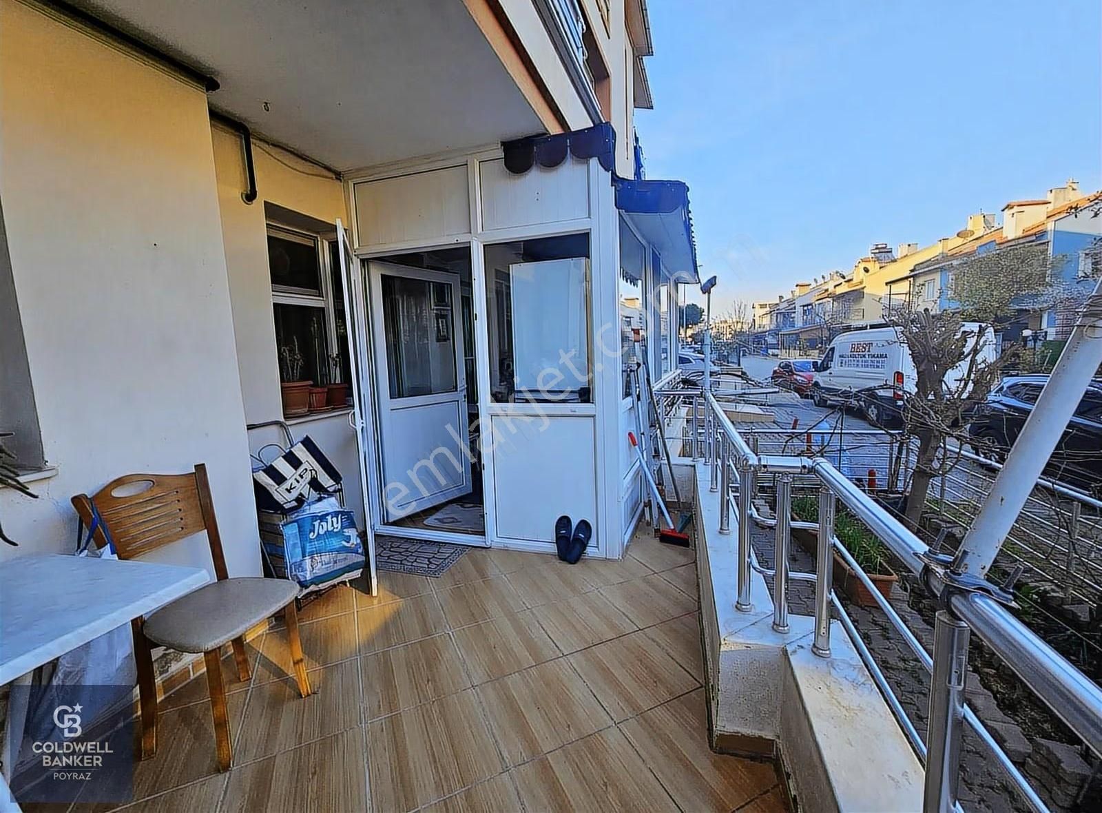 Menderes Merkezde Satılık 130 M2 3+1 Geniş Daire - Görsel 21