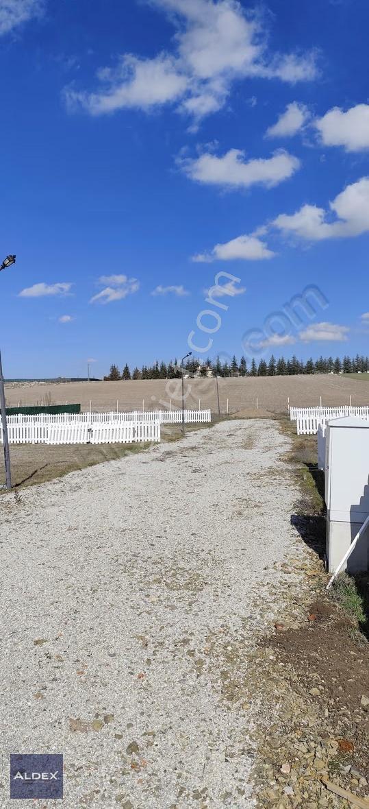 Gölbaşı Karaoğlan'da 400 M2 Arsa İçinde Ağaç Ev - Görsel 12
