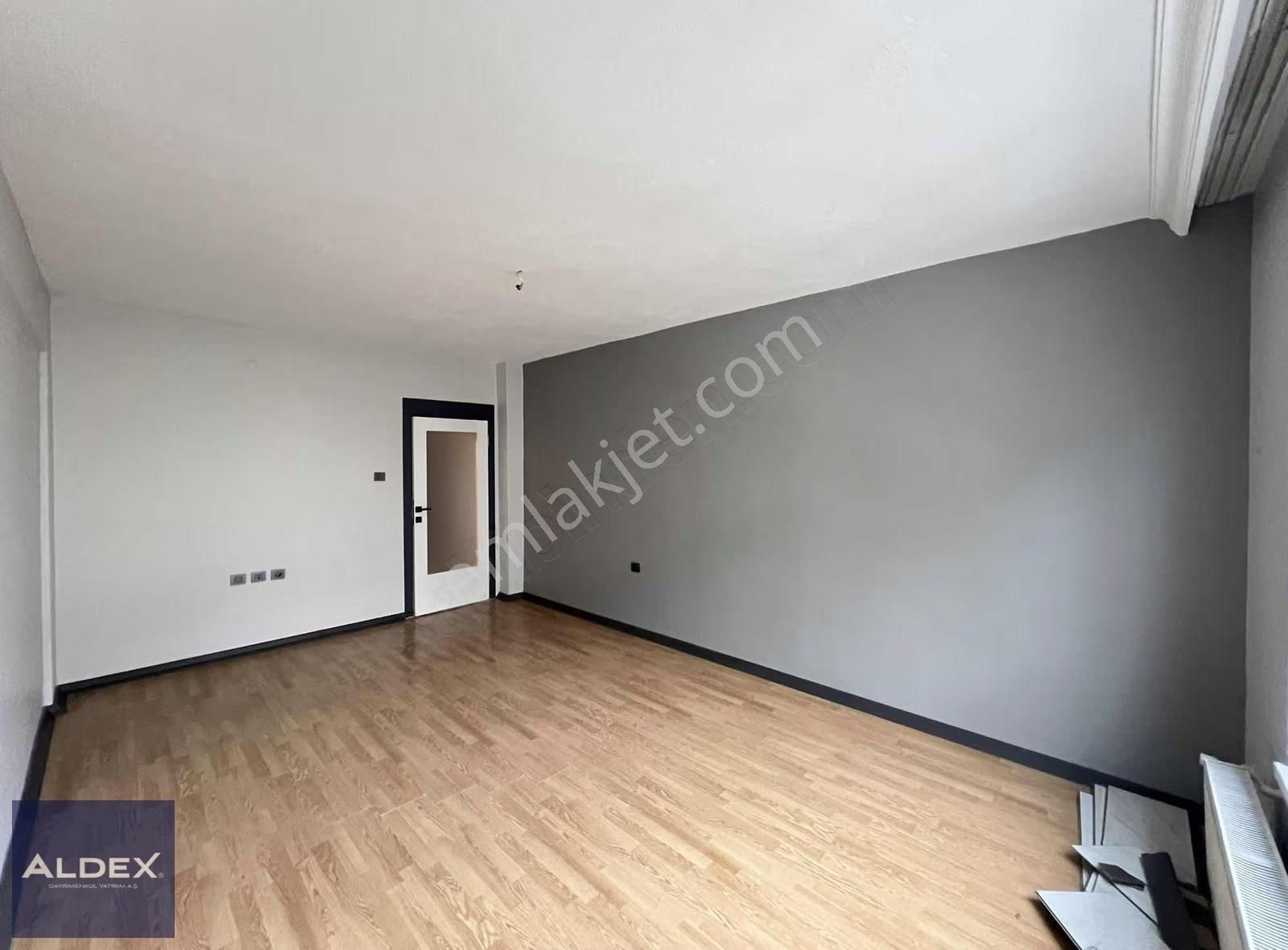 30 Ağustos Mah. 3+1 Ara Katta Yapılı Satılık Fırsat Daire - Görsel 6