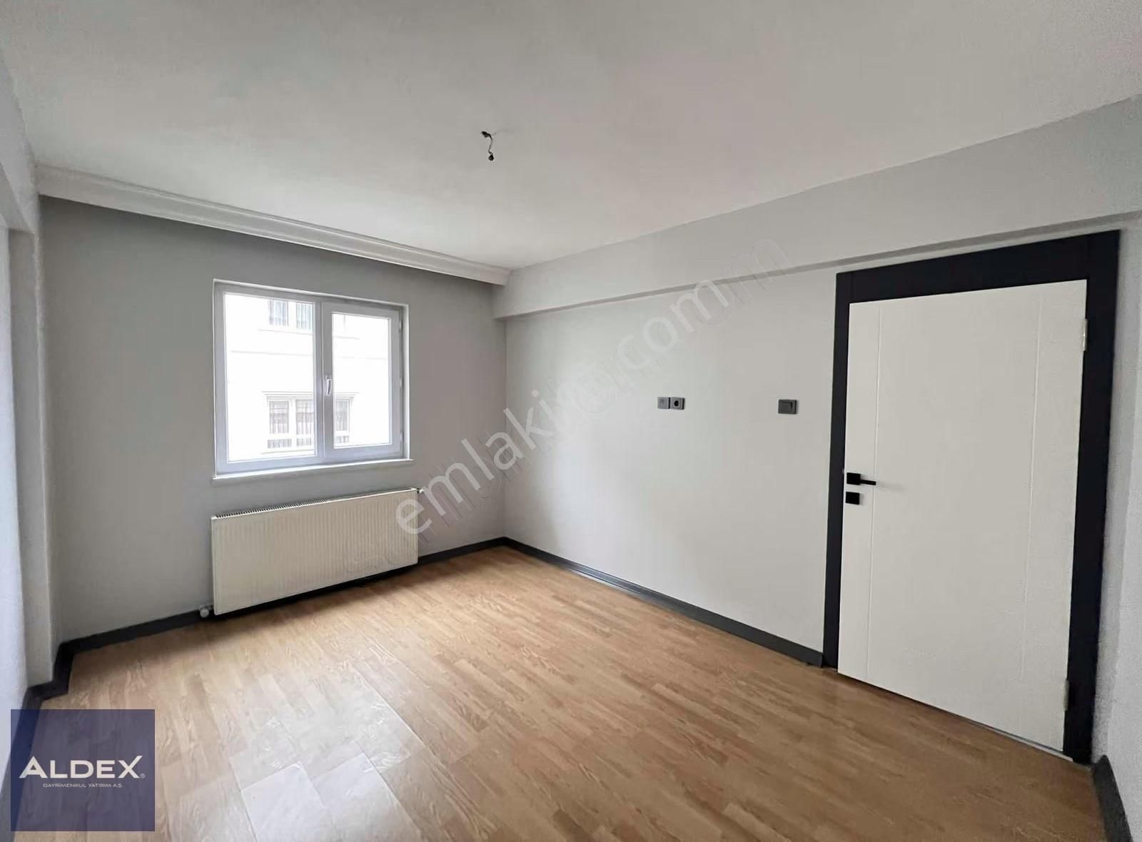 30 Ağustos Mah. 3+1 Ara Katta Yapılı Satılık Fırsat Daire - Görsel 3