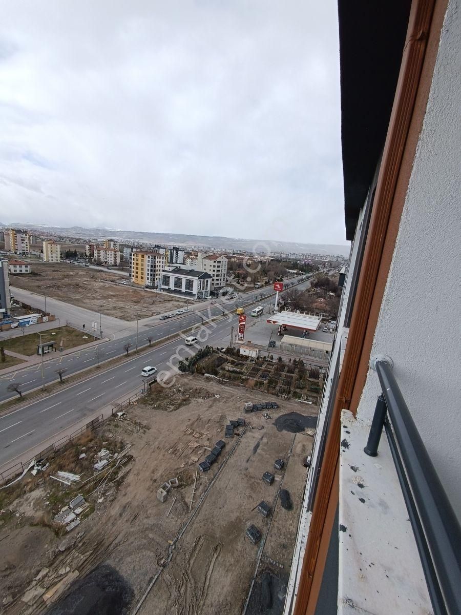 Pratikden// Erkilet Yolu 4+1 Sıfır Lüx Daireler - Görsel 21