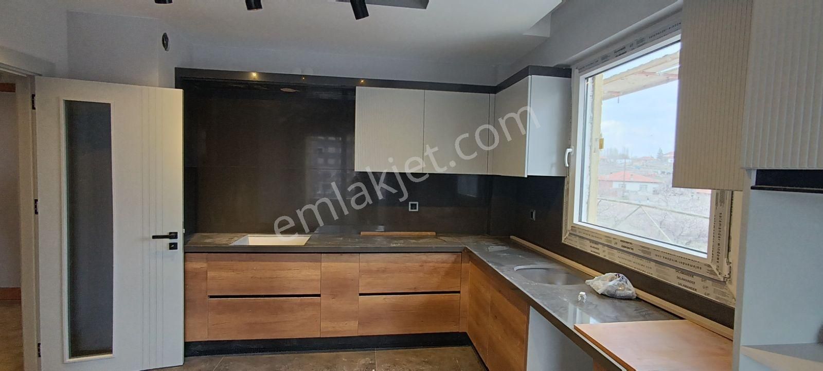 Pratikden// Erkilet Yolu 4+1 Sıfır Lüx Daireler - Görsel 17