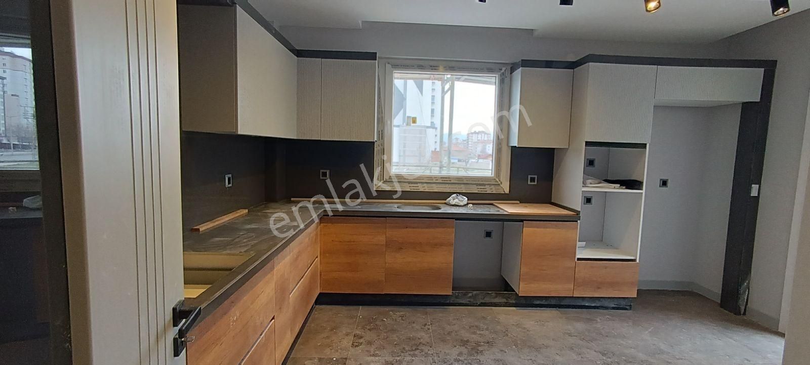 Pratikden// Erkilet Yolu 4+1 Sıfır Lüx Daireler - Görsel 31