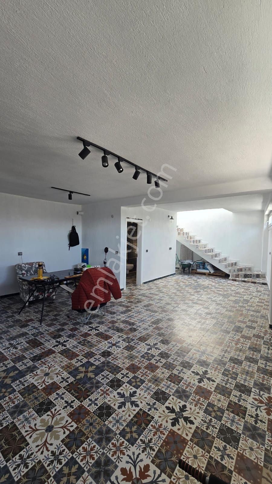 İzmir Torbalı İnönü Mahallesinde 7+2 Muhteşem Villa - Görsel 15