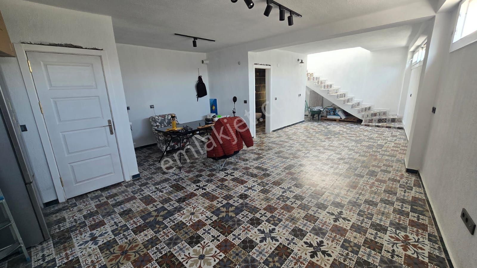 İzmir Torbalı İnönü Mahallesinde 7+2 Muhteşem Villa - Görsel 16