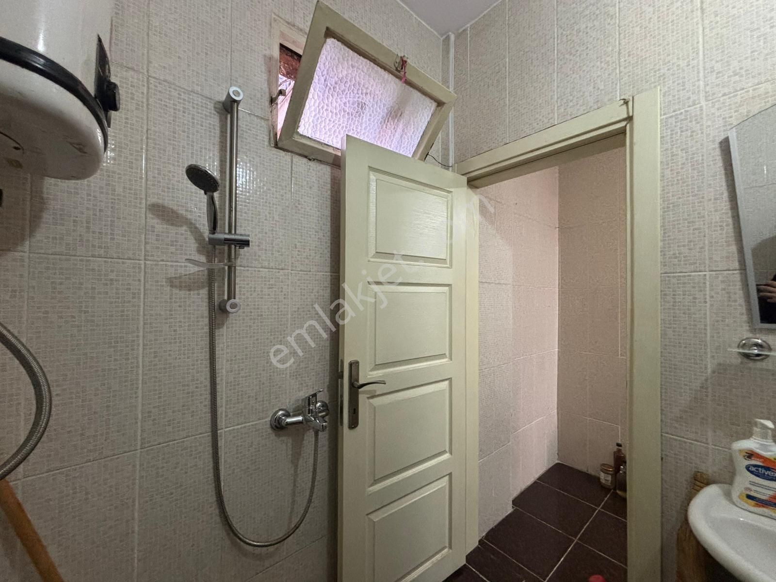 Alsancak Kahramanlarda Bacalı Wc’li 47m2 Kiralık Dükkan - Görsel 6