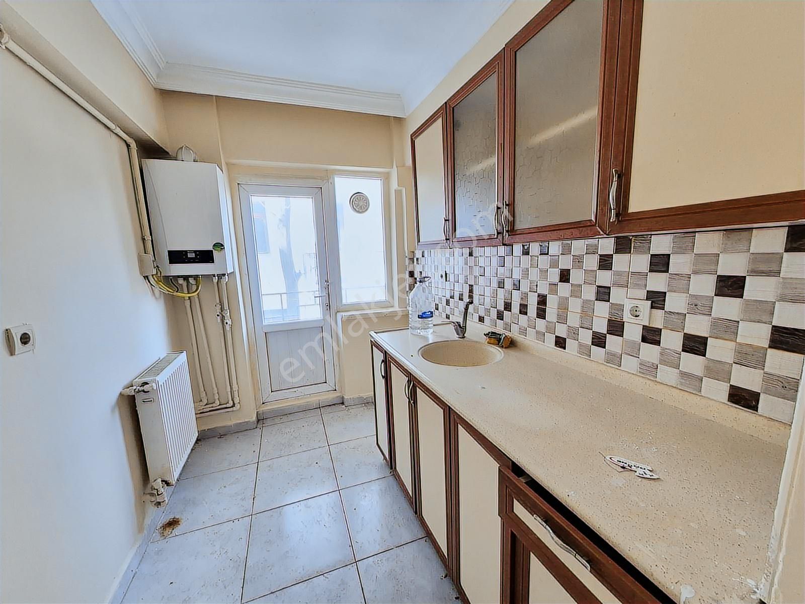 Murat Türkmen'den Etimesgut_merkezde Çarşı_içinde Kiralık_3+1 - Görsel 17