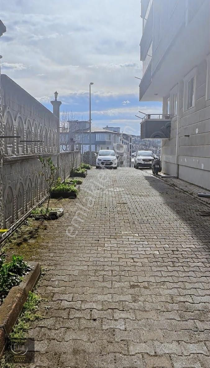 İhlamur Kafenin Yani Başı Geniş Daire - Görsel 8