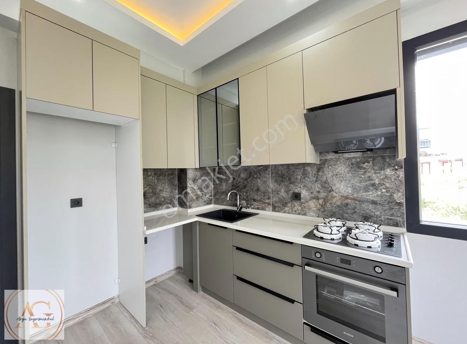 Akçay'da Bahçeli Lüks 2+1 Daire - Arya Gayrimenkul - Görsel 32