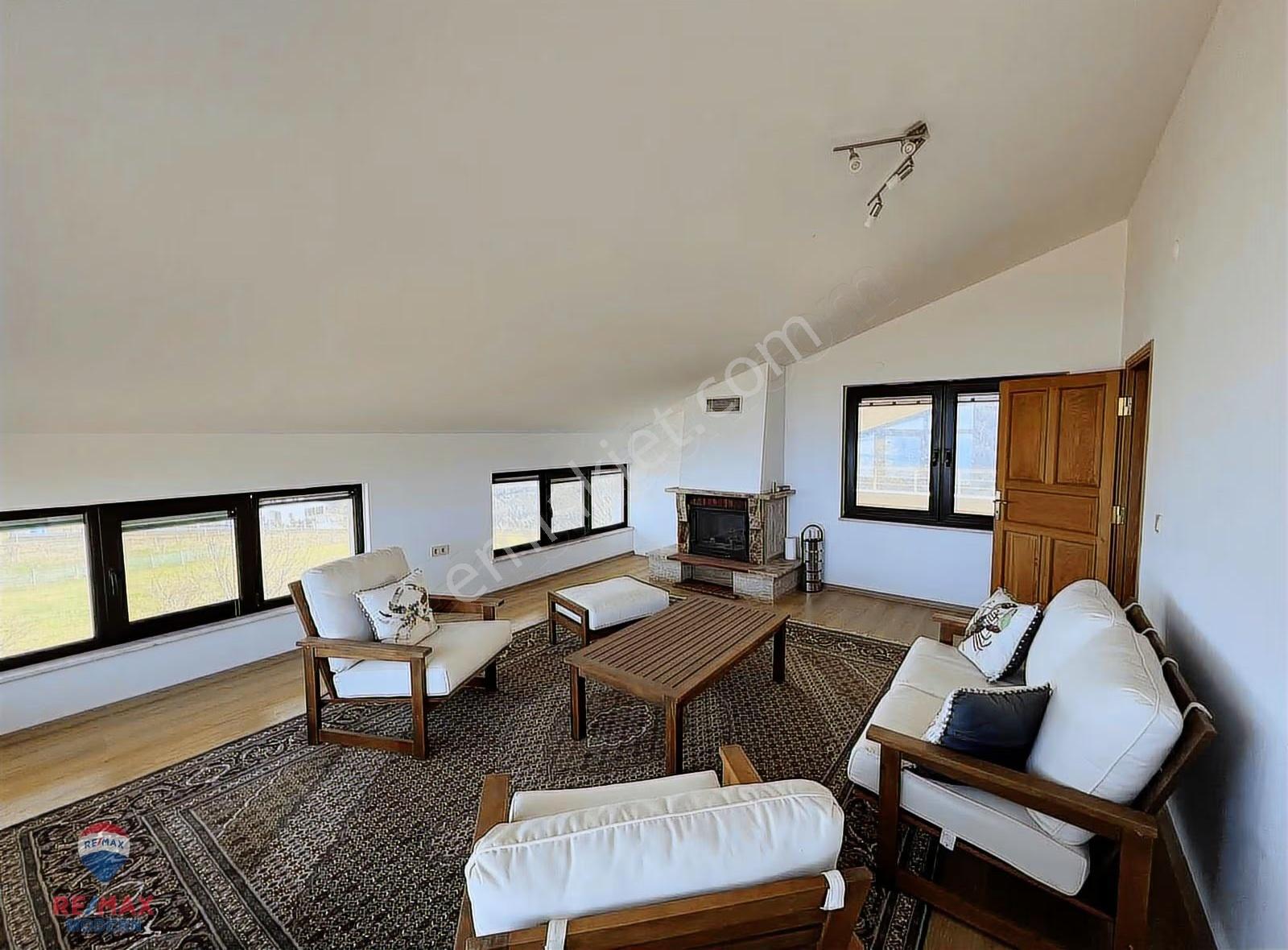 Celal Dinlenmez'den Deniz Manzaralı/3 Katlı Lüks Villa/havuz - Görsel 9