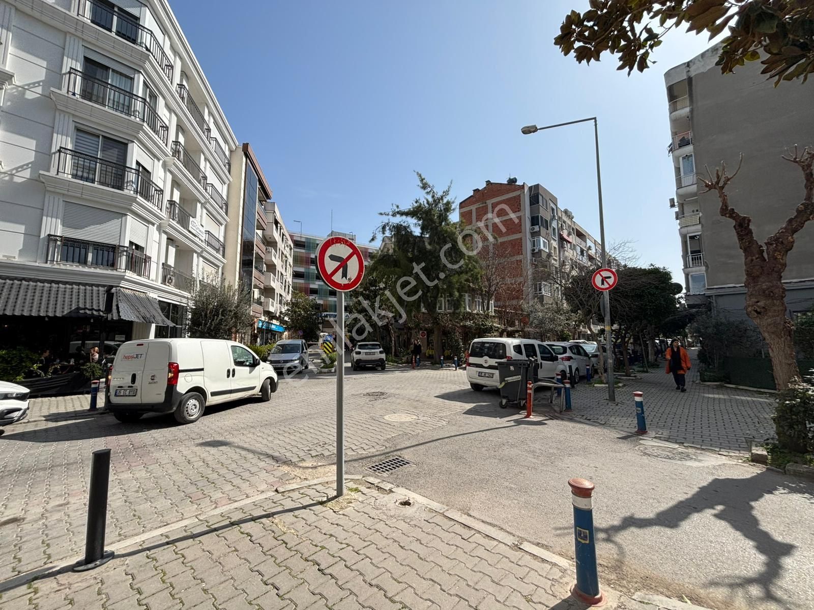 Alsancak Kahramanlarda 26m2 Otomatik Panjurlu Kiralık Dükkan - Görsel 6