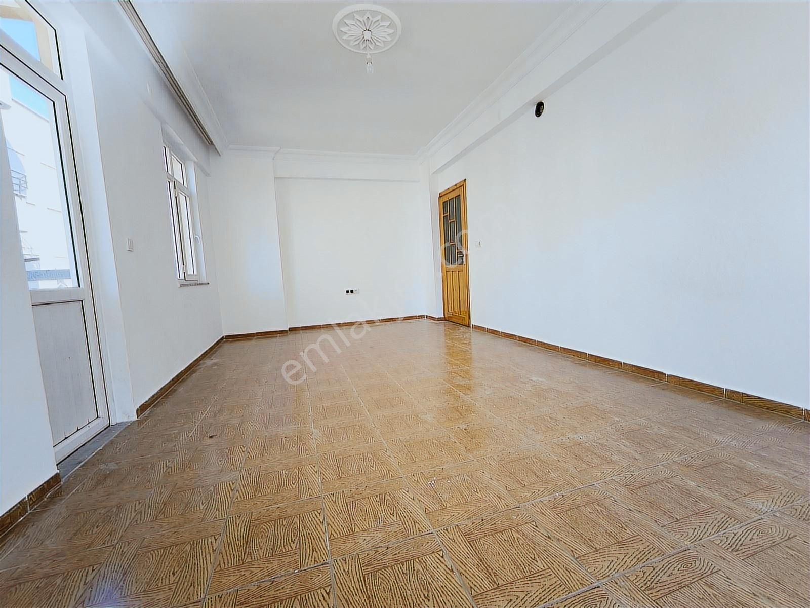 Manavgat Örnek Mahallesi'nde 3+1 Kiralık Daire - Görsel 2