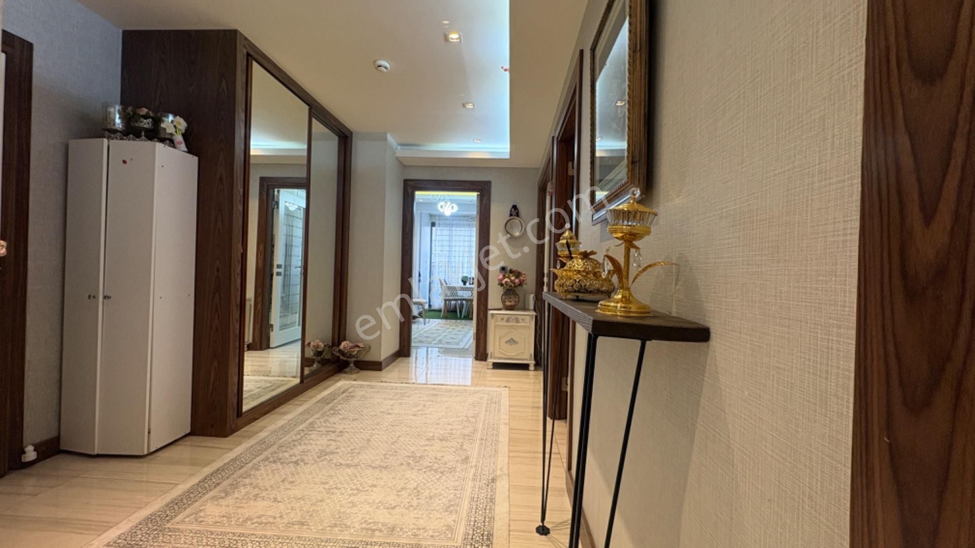 Mollateam Bayrampaşa Gülpark Yuvam Evleri’nde Havuz Yanı Kış Bahçeli Prestijli Satılık 3+1 - Görsel 21