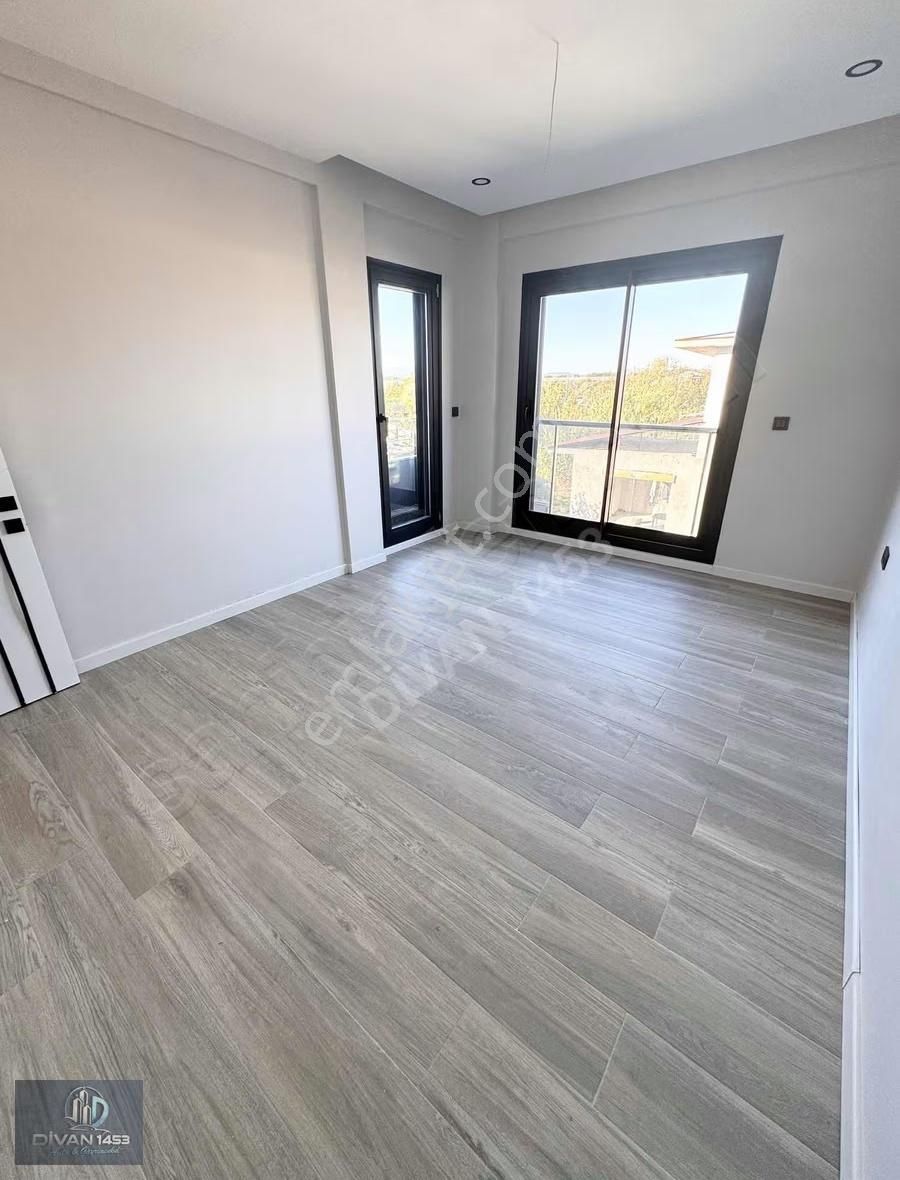 Kuşçular 'da 5+1 Havuzlu Muhteşem Villa - Görsel 10