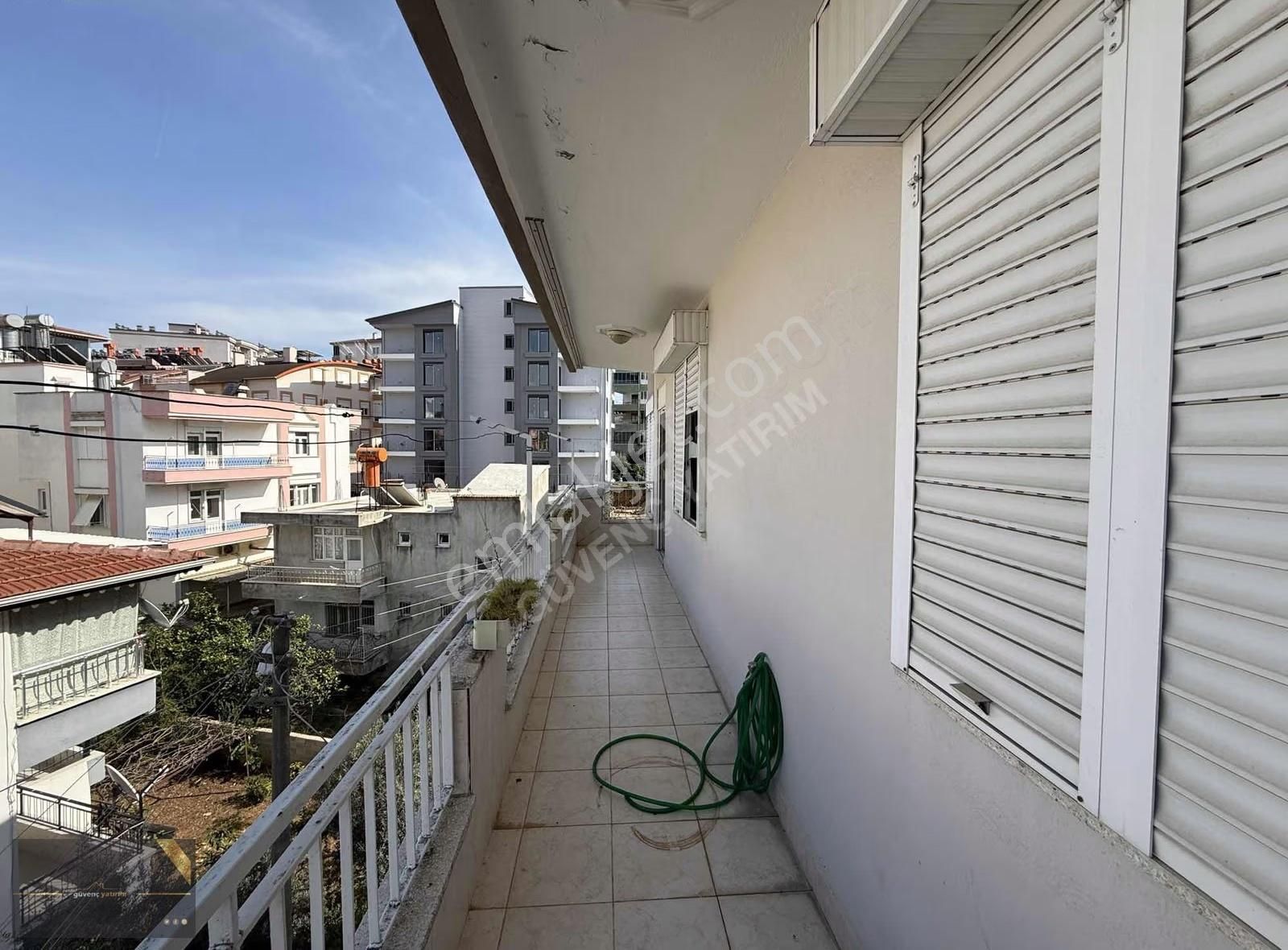 Serik Merkez Mh. Geniş Oturum 2+1 Çarşı Merkezde Kiralık Daire - Görsel 2