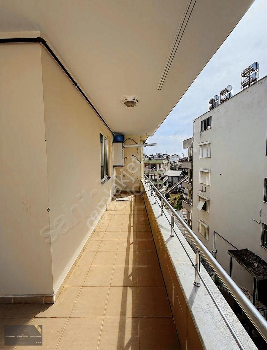 Serik Merkez Salı Pazarında 3+1 Kiralık Doğalgazlı Daire - Görsel 17